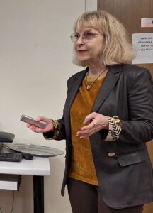 Liana Delapierre, Uptimis