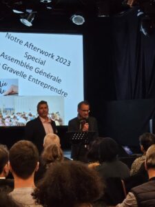 M Le Maire de Charenton dit quelques mots