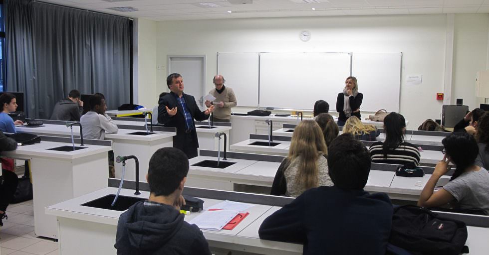 Quand élèves Et Entreprises Se Rencontrent